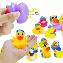 12 stuks rubberen eendjes, mini rubberen eendjes, badspeelgoed, verjaardagscadeaus, zomerse strand-/zwembadactiviteiten, decoratie voor feestdagen - creatieve beloningen in de klas, sokvulling, feestdecoratie