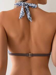 Abito da spiaggia alla moda con stampa leopardata, decorazione metallica, collo halter sexy con laccio frontale, adatto per vacanze, spiaggia, campeggio, nuoto