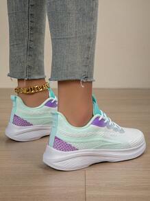 Scarpe da running da donna 2025, leggere e traspiranti in tessuto a rete, versione coreana di scarpe casual, scarpe da viaggio per signora, comode e morbide scarpe sportive