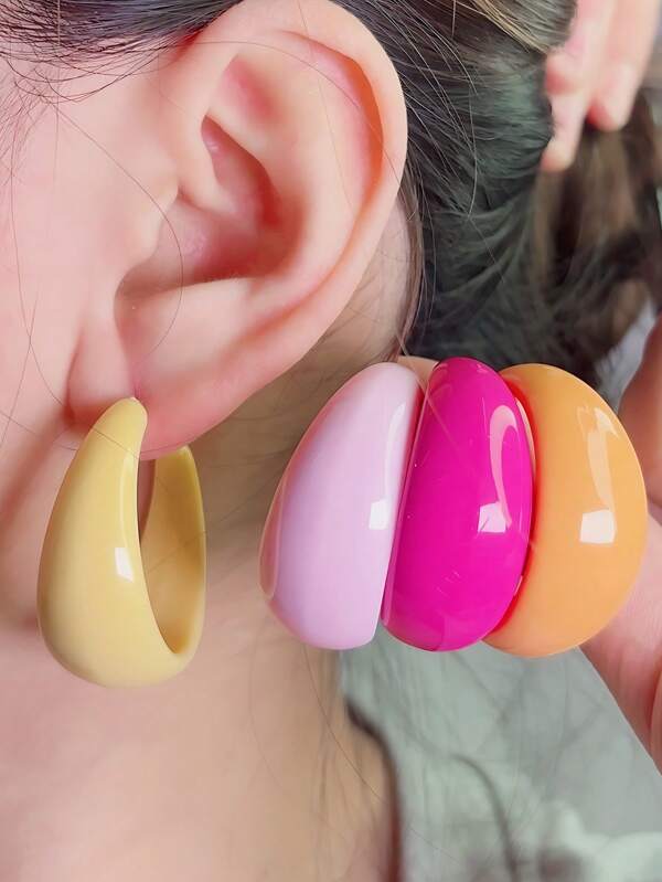1 Pair Fashionable Colorful Big Wide C-Shaped Macaroon Design Hoop Earrings For Women