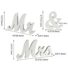 木制 Mr & Mrs 婚礼标志、婚礼装饰、婚礼桌饰、带有时尚字体的桌面装饰，可用于派对装饰、酒店、晚宴、家庭墙壁展示、摄影道具或乡村婚礼装饰，非常适合周年纪念、婚礼送礼、婚礼庆典。婚礼桌饰 | 优雅的婚礼标志 | 花卉装饰 - 彩色 - 查看 11