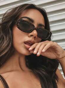 1 par de gafas de mujer de estilo minimalista y colegial, con diseño cuadrado estrecho, adecuadas para uso diario