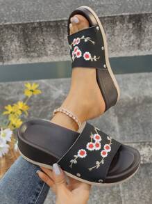 Women's Embroidered Upper Strap Slide Sandals, Platform Thick Sole, Fashion Two-Tone Studded Outsole, Casual & Comfortable