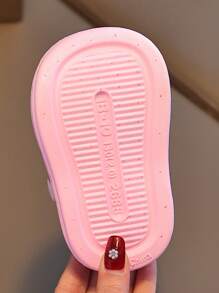 Toddler Breathable Sandals For 1-3 Years Old, Boys Girls Cute Anti-Slip Indoor Slippers, Soft Sole