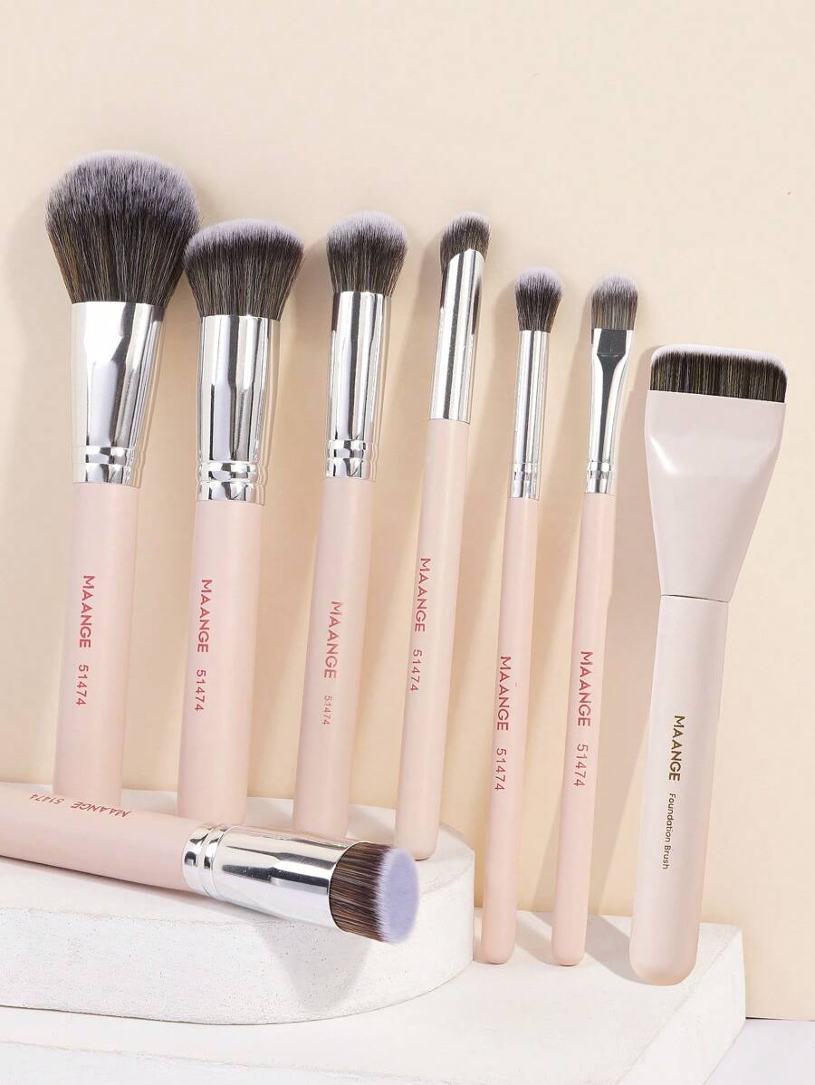 MAANGE 1/7/8件套化妆刷套装，包含粉底刷、腮红刷、遮瑕刷、眼影刷、晕染刷、遮瑕膏刷和眉刷，刷毛柔软亲肤，方便携带，是旅行的理想之选，也是送给女性和女孩的礼物。套装包含各种化妆刷，是完整的化妆套装，也是赠送礼品的理想选择。 - 彩色 - 查看 1