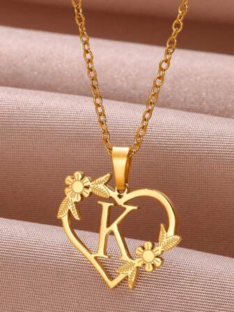 1 件心形 A-Z 字母镂空英文首字母项链女创意波西米亚风格不锈钢心形与字母吊坠项链时尚简约花朵珠宝配饰