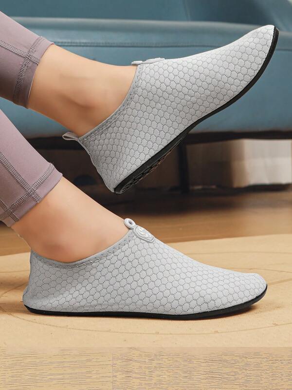 Soft-Sole Lightweight Non-Slip Indoor Fitness Shoes For Women, Suitable For Home Use, Aerobics, Yoga, Dance & Multifunctional Training