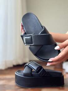 Adjustable Cross Strap Clog With Foam - Lara - 黑色 - 查看 7