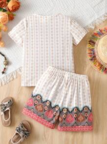 Set de 2 piezas con camiseta de manga corta con estampado vintage y pantalones cortos para niño pequeño