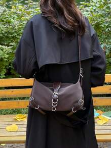 Y2K 法国小众腋下单肩包，金属饰面优质油性皮革闪亮骑行者时尚街头风格斜挎包 - 棕色 - 查看 2