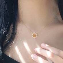 1 pièce Collier pour femmes en or 18 carats plaqué argent sterling 925 millièmes avec zirconium. Chaîne collarbone en étoile octogonale en cristal jaune. Convient pour le port quotidien et les cadeaux de fête pour femmes.