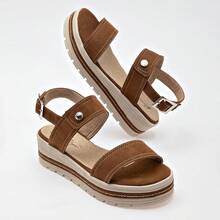 Been Class Camel Women's Sandal