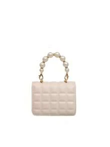 1 pièce Lettres A-Z DIY, boucle magnétique mode en PU, mini grille en creux de fille mode, sac à main perle simple et polyvalent, sac bandoulière de messager, convient pour sortir, convient pour un usage quotidien, cadeau parfait pour les amis et la famille (Il y a des éraflures et des bosses à la surface des perles, ce qui est inévitable)