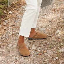 Suede Clogs For Women & Men, Mules With Cork Footbed, Arch Support, Non-Slip Outdoor Beach Slippers, Comfortable Home Shoes For Casual Wear, Fashionable, Breathable & Durable Sandals - Brown - View 1