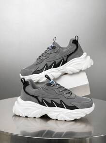 Unieke leren en mesh splicing ademende comfortabele casual dikke sneakers voor heren, dikke zool, hoogteverhogende antislip dagelijkse woon-werkverkeer outdoor sport sneakers