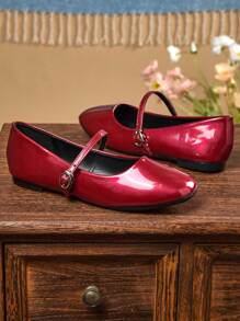 Chaussures plates élégantes de haute qualité pour femmes, à bout carré, noires et sans lacets. Ballerines polyvalentes pour le bureau ou le casual, conçues pour le loisir extérieur au printemps et en automne - Rouge foncé - Voir 5