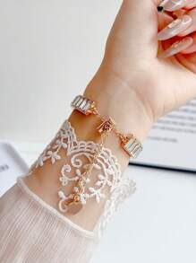 1 Pc Square Large Crystal Adjustable Bracelet Strap Compatible With Apple Watch Band 38mm 40mm 41mm 42mm 44mm 45mm 49mm (S10 42)Mm (S10 46)Mm, Simple And Luxurious Women's Wrist Strap Suitable For Series Ultra 2 S10 SE 9 8 7 SE 65 4 3 2 1 Gift