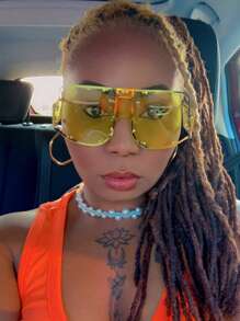 1pc Women's Oversized Flat Top Fashion Glasses, Y2K Square One-Piece Stylish Glasses, Retro Punk Large Frame , Metal Rivet Punk Glasses, Fashionable For Party, Music Festival, Beach, Holiday, Halloween, Summer Beach Vacation, Outdoor Activities, Travel