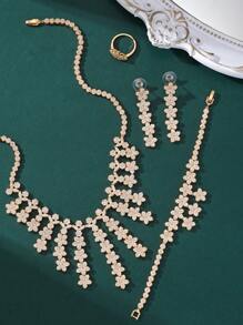 4pcs Exaggerated & Elegant Water Drop Flower Tassel Design Copper Cubic Zirconia Jewelry Set: Necklace, Earrings, Ring, Bracelet, Suitable For Women Wedding & Evening Wear