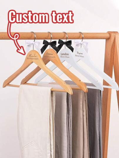 2/5/10 Grucce personalizzate per damigelle, grucce per abiti personalizzate con incisione, grucce personalizzate per spose con fiocchi, proposta di matrimonio con nome in legno, personalizzate, per abiti, addio al nubilato, regalo da sposa, grucce personalizzate per matrimonio, bianco/legno, 44,5x22,5 cm, resistenti alla muffa, eleganti, carine, grucce in legno bianco