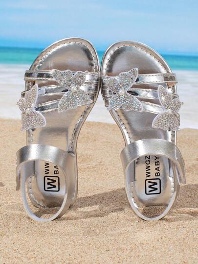 夏季女童优雅凉鞋，蝴蝶装饰，圆头平底露趾，银色公主罗马鞋，时尚适合度假海滩散步