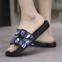 Plus Size Men's New Breathable Sandals, Lightweight Slide Slippers, Non-Slip Outdoor Wear, Korean Style Beach Shoes, Odor-Resistant Comfortable EVA Slip-On Casual