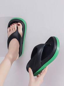 Teenagers/Girl's Platform Flip Flops, Dual-Color Fashion & Versatile, Anti-Slip , Soft & Comfortable Thong Sandals, Indoor/Outdoor Platform Slides, Beach Slippers - Black - View 2