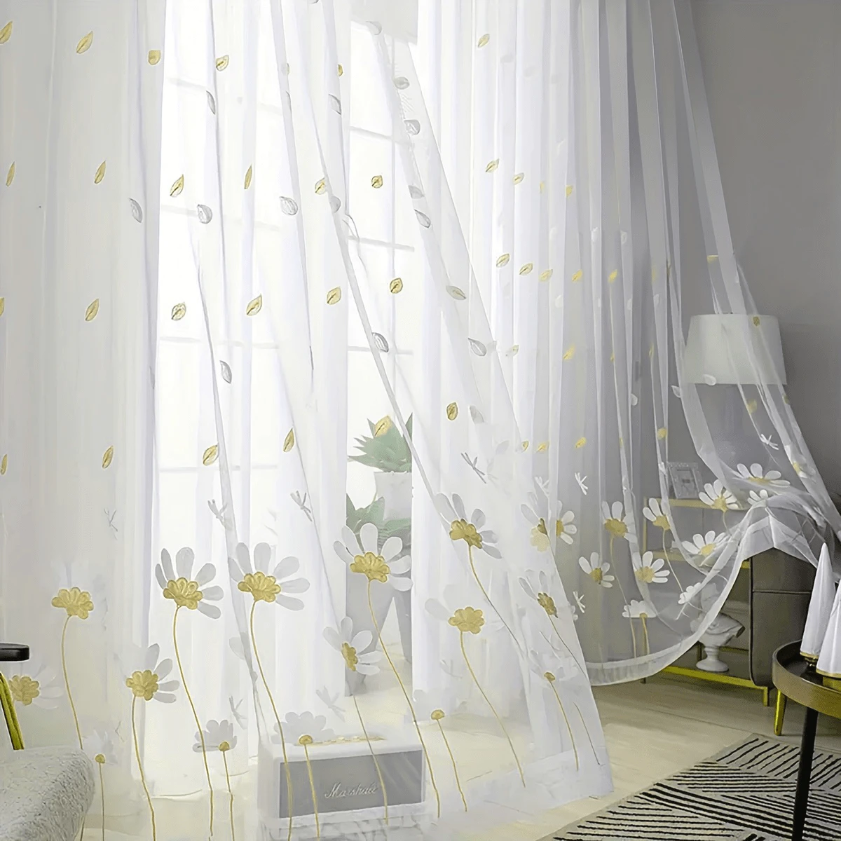 1 件法国雏菊和蜻蜓刺绣薄纱窗帘，顶部杆袋，轻盈透气，刺绣精制，紧密编织面料，防蚊，可机洗，浪漫农舍装饰，适用于家庭窗户和门，适用于卧室、衣柜、客厅、餐厅、办公室、房间隔断