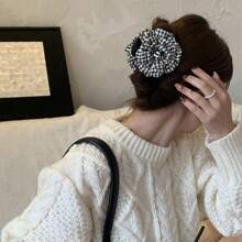 Floral Style Full Back Of Head Elegant Hair Clip For Women, New Style Hair Clip, Versatile Hair Claw. Hair Clips Hair Jaw Clip Hair Clamps Hair Clutch Hair Catcher Clip, Beach Accessories, Claw Clip Fall Winter Flower Hair Accessories For Women For Vacation Outfits Woman