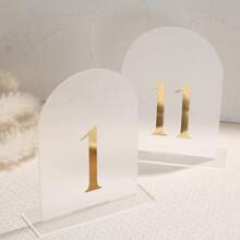 1 套 = 10 件透明亚克力拱形婚礼桌号牌 1-40 带展示架，适用于餐桌装饰、招待会、装饰、派对、周年纪念、活动（使用前撕下薄膜） - 透明 - 查看 10