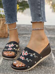 Women's Embroidered Upper Strap Slide Sandals, Platform Thick Sole, Fashion Two-Tone Studded Outsole, Casual & Comfortable