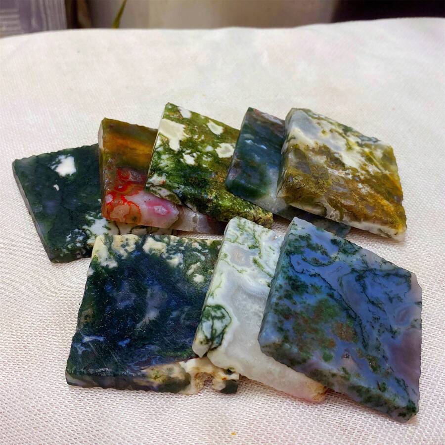 1pc Unpolished Natural Green Agate Slice, Raw Green Agate Stone, Quartz Crystal Slice, Science Educational Specimen, Natural Therapy, Healing Stone, Manifestation Stone, Wicca, Crystal DIY Material, Gift For Boyfriend, Girlfriend, Kids, Crystal Specimen, Men & Women Gift, Crystal Healing, Crystal Gift; Size 6cm+, Each Natural Green Agate Slice Has Unique Patterns, Random Shipment, Please Do Not Purchase If You Mind These Variations - Water Grass Agate - View 1