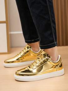 Zapatillas de moda con cordones planos dorados brillantes para hombre de talla grande, con puntera redonda adecuadas para fiestas, zapatos caminantes de PU llamativos con cordones, para primavera/verano/otoño