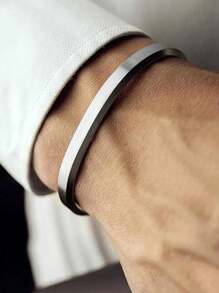 Elegantes minimalistisches Edelstahl-Armband für Herren, modisches, vielseitiges Accessoire, Luxusschmuck, der zu allen Outfits passt, abriebfest und verformungsresistent, perfektes Geschenk zum Valentinstag oder Vatertag