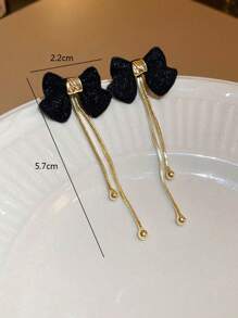 1 对简约优雅可爱柔软天鹅绒蝴蝶结流苏可拆卸佩戴双向耳环，适合女性日常和节日佩戴 - 黑色 - 查看 7