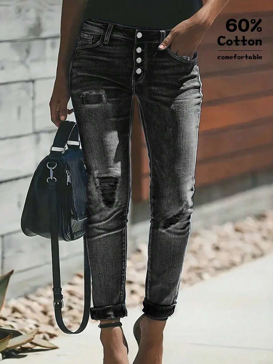 Jeans de mujer de otoño con bolsillos, detalles desgastados y cierre de botón, silueta ajustada