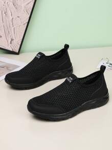 Giày thể thao Unisex Slip-On Casual, Giày thể thao lưới thoáng khí cho nam, Giày thể thao ngoài trời nhẹ phù hợp để mang hàng ngày, Size 36-45 - màu đen - Xem 8