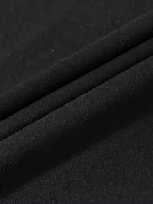 2 件套：休闲巴黎印花短袖圆领 T 恤和紧身裤，女款 - 黑色 - 查看 4