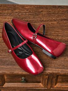 Chaussures plates élégantes de haute qualité pour femmes, à bout carré, noires et sans lacets. Ballerines polyvalentes pour le bureau ou le casual, conçues pour le loisir extérieur au printemps et en automne - Rouge foncé - Voir 3