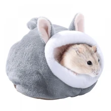1 pièce Cage de litière pour hamster, maison d'hiver en velours de corail chaude, nid pour petits animaux, sac de couchage pour rongeur, lit douillet en polaire pour cochon d'inde, nid douillet pour petits animaux, couleur d'expédition aléatoire