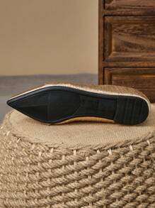 2025 Nuevos zapatos planos de punta fina de moda, versátiles, casuales, con suela suave, elegantes y de fácil puesta, disponibles en múltiples tallas, aptos para todas las estaciones - Dorado - Ver 7