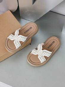 1 par de sandalias de dedo con tiras cruzadas decoradas con perlas y cristales para niñas/niños, color blanco - Beis - Ver 7