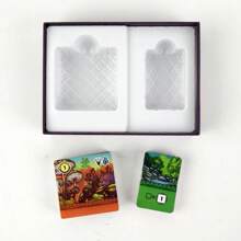 Faraway - Juego de cartas de aventuras de sobremesa, juego de cartas de exploración y estrategia ligera, material de papel de calidad, ideal para fiestas y reuniones - Juego de cartas adictivo adecuado para adultos, adolescentes, juegos de mesa familiares, juegos divertidos, juegos de cartas, ¡genial para noches familiares o de juegos!