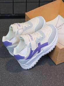 Zapatos deportivos para niños, nuevas zapatillas de correr de suela blanda para niños en otoño, zapatos casuales versátiles de estudiante para campus para niñas