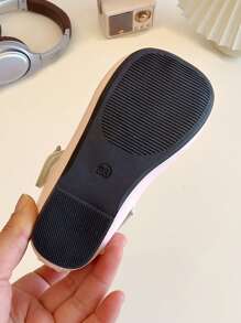 1 双女童休闲舒适平底鞋，甜美蝴蝶结装饰，耐磨防滑儿童时尚乐福鞋适合所有季节 - 米色 - 查看 6