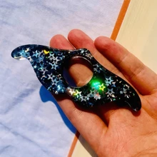 1pc Sparkling Star And Mustache Bookmark, Creative Starry Sky Bookmark Reading Assistant, Reading Accessory, Thumb Book Holder, Book Stand, Resin Bookmark, Book Press