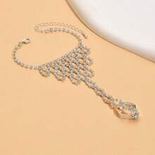 1pc New Fashionable Rhinestone Bracelet Ring Combo, Latin Dance Back Hand Chain, Layering Copper Chain With Diamond Shaped & Bow Charm