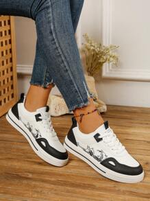 女士 2025 新款时尚休闲运动鞋，轻便百搭增高鞋 - 黑與白 - 查看 3