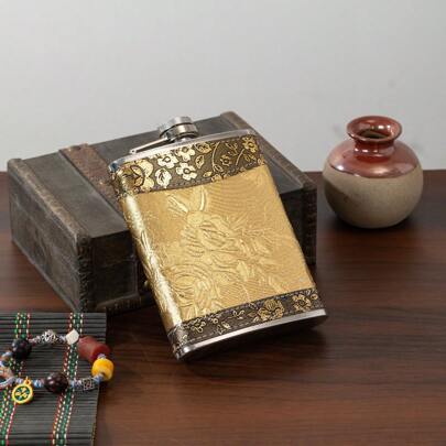 8oz Portable Pocket Hip Flask Outdoor Travel 240ml Stainless Steel Flask Whiskey Drink Alcohol Flasks Can Be Used For Drinking Water, Coffee, Milk, Beverages, Etc., Suitable For Travel, Parties, Weddings, Outdoor ,Birthday Party, Gifts For Friends, Gifts For Boyfriends, Gifts For Fathers, Christmas Gifts, New Year Gifts,Valentine's Day Gift,Father's Day Gift,Great Surprise Gift