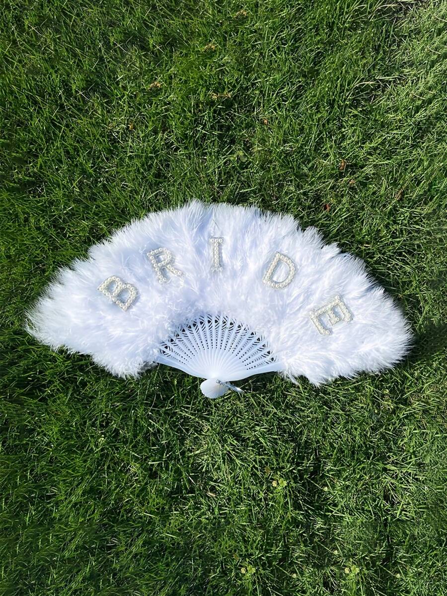 1pc White Feather & Faux Pearl Handheld Fan, Elegant Bridal Wedding Accessory, Romantic Wedding Decor Suitable For Bride, Adult Party, Photography Props - White - View 1
